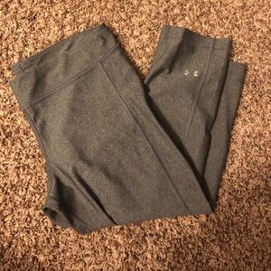 Capris Under Armour Leggings— Size Large